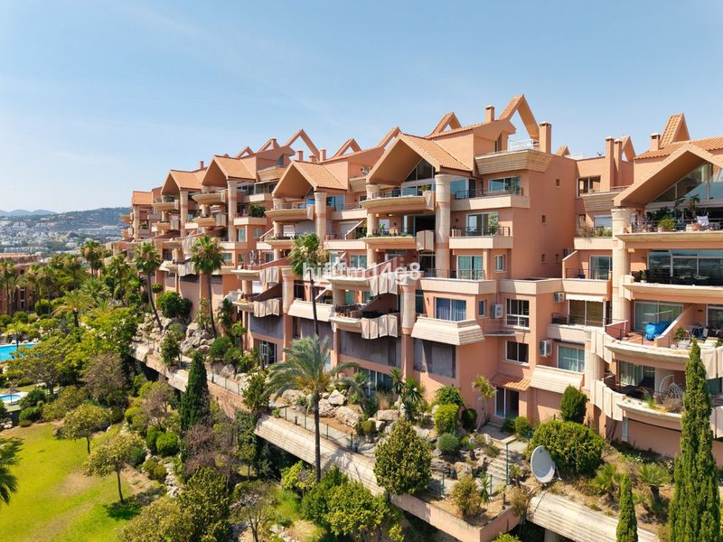 Foto 8f09be3d-a736-4264-9999-e79f029c8955. Pis a Las Brisas Marbella