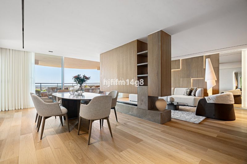 Foto ac881a06-89c4-4370-80f0-50081b2b7b15. Pis a Las Brisas Marbella