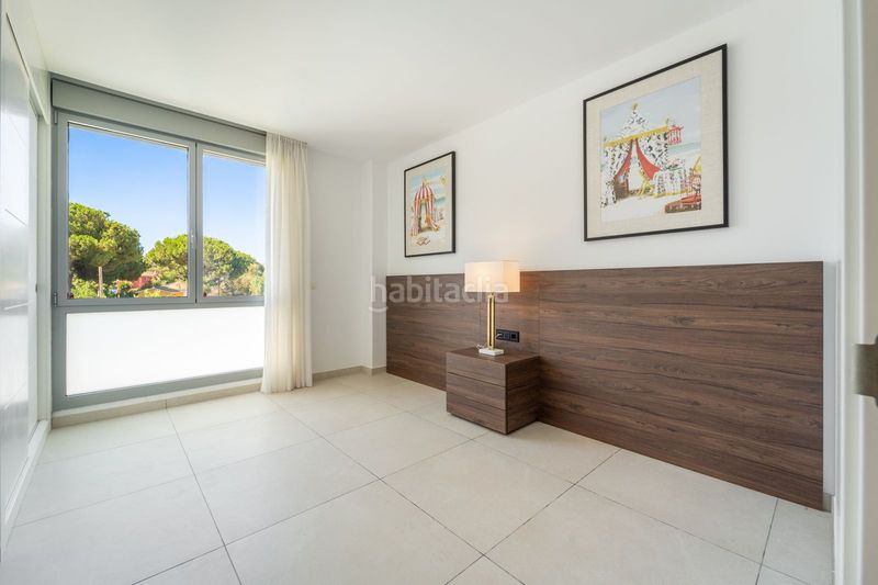 Foto a6ad6697-574b-4b89-8498-c4432ce94b02. Pis a Elviria Marbella