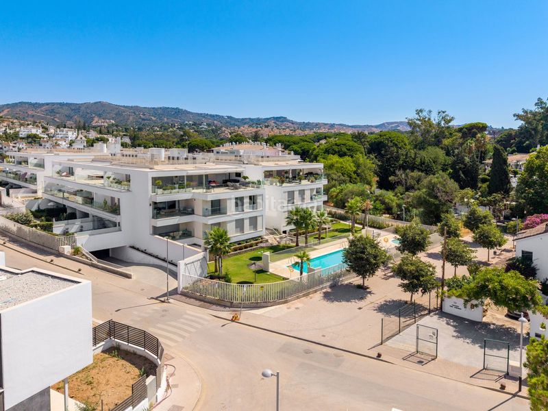 Foto d1035023-6d75-4267-9a61-05f0dc424e7b. Pis a Elviria Marbella