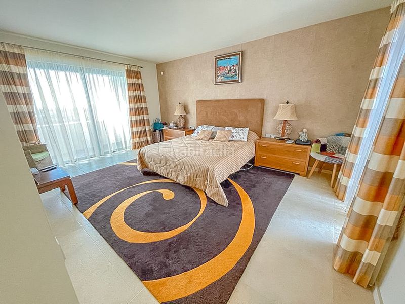 Foto bd8fc1a3-ab72-474c-8686-07bf381b6a32. Ático en Los Flamingos Benahavís