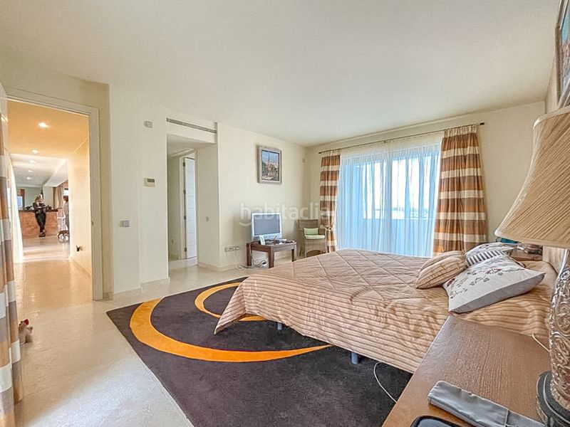 Foto c14aa1fa-333e-473e-8bea-529a9db48f55. Ático en Los Flamingos Benahavís