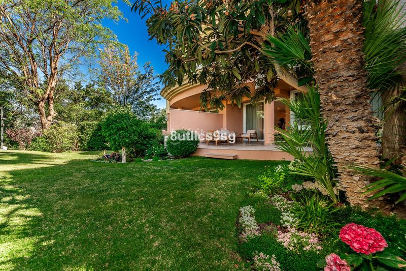 Foto 351f768e-54e8-4ab4-87ce-ae587d1b15c3. Pis a Las Brisas Marbella