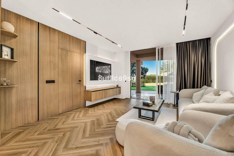 Foto 5169d567-c7b6-40cb-8c16-1e2df5dc2b90. Pis a Las Brisas Marbella
