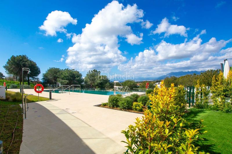 Foto 5560d41d-f4fb-4ee9-bd6e-b1100cf69a11. Pis amb aparcament a Cabopino - Artola Marbella
