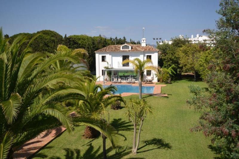 Foto 00d4ede9-3f9a-4c23-a612-5e0704e93b45. Casa adosada en Guadalmina Baja Marbella