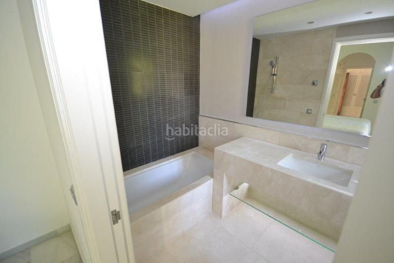 Foto 60ccde7a-1c4d-4e19-98a6-2b4dfc3b2ddf. Casa adosada en Guadalmina Baja Marbella