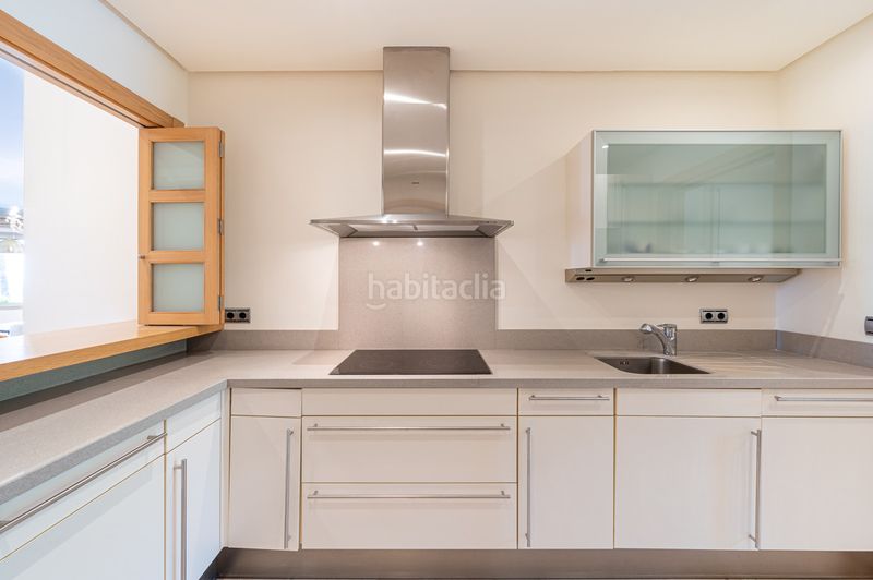 Foto c35f69f5-82a3-402a-a74a-9644b1e9022a. Àtic a La Carolina - Guadalpín Marbella