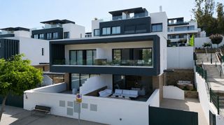 Casa adossada a Nueva Atalaya