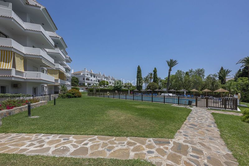 Foto 48f3381a-4b02-4c8b-92e7-d8ef6e0c4389. Pis a Las Brisas Marbella