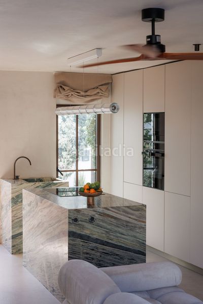 Foto a580ca94-885e-471b-a86d-9e3780f950db. Casa adossada a Las Brisas Marbella