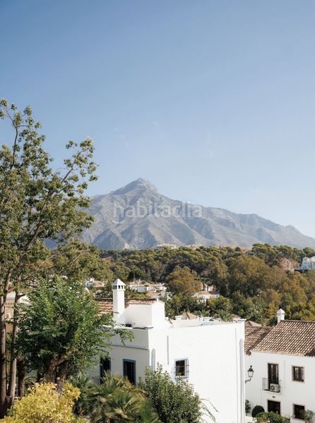 Foto bb4431d8-6f7c-4bfe-8f0e-886f2e836a94. Casa adossada a Las Brisas Marbella