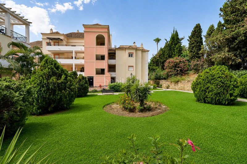 Foto 2c29c16a-d9fd-4bd9-a92c-0416b54b11a7. Pis a Las Brisas Marbella