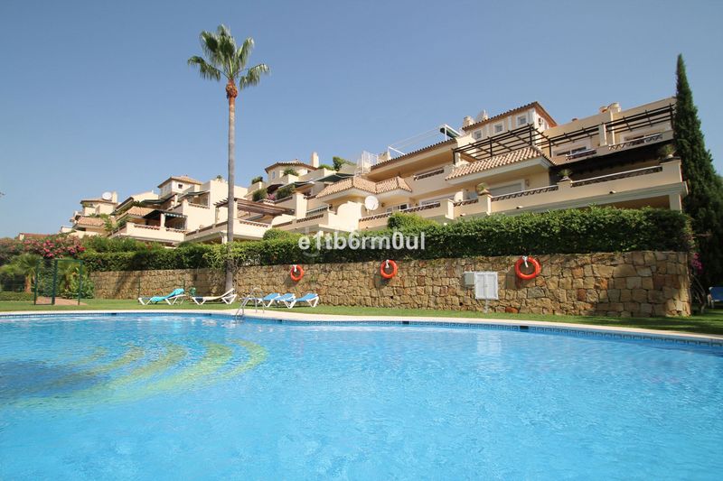 Foto 17f6015b-82b5-4d81-a787-6d34343914b3. Àtic a Sierra Blanca Marbella