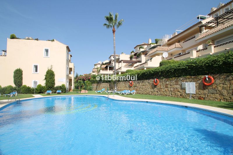 Foto 7c5b0fea-e28d-4a0c-83a7-201c96a8ac6d. Àtic a Sierra Blanca Marbella