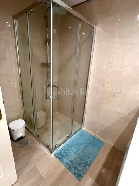 Foto cfe07527-ab67-4269-a4da-0c4a7fb6b67e. Pis a bahía de Marbella Marbella