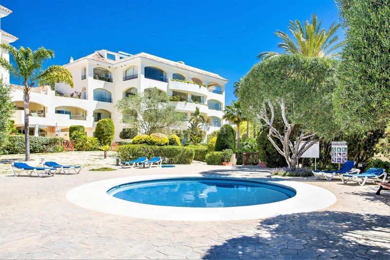 Foto e4784e8b-c4d5-4843-b685-32607ca00075. Pis a bahía de Marbella Marbella