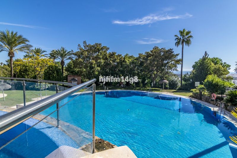 Foto 34f019ba-c71d-4db4-bcd0-b1fe812789b8. Àtic a Las Brisas Marbella
