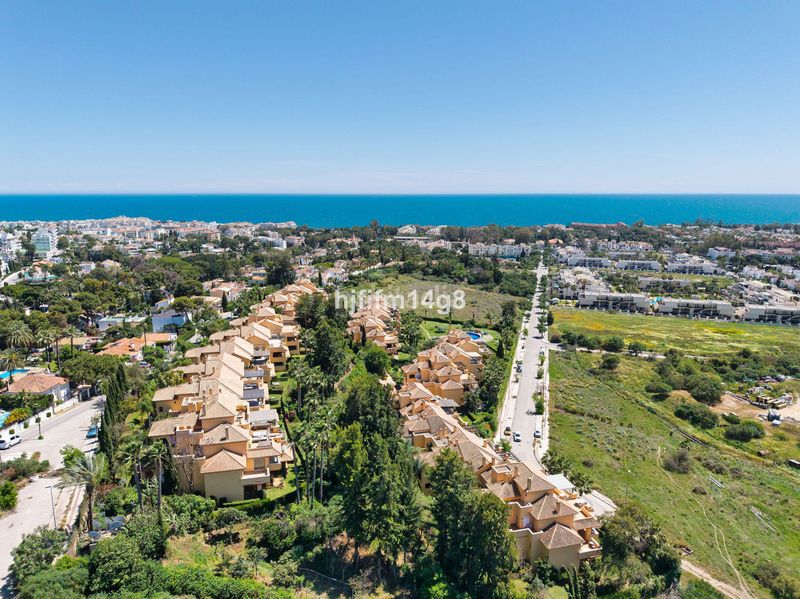 Foto 196b7d74-0690-4227-94c6-9f6183bafd00. Pis a Las Brisas Marbella