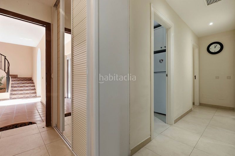 Foto 41b9aeb0-3234-4900-9db7-24ab6d8772a6. Pis a Centro Estepona