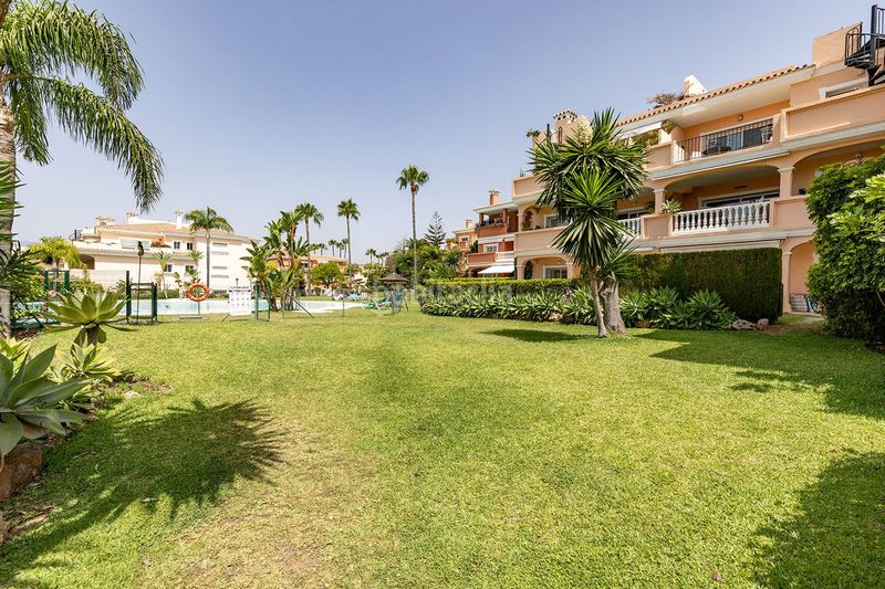 Foto 55dd5e9c-686a-47a5-b08e-9eed96987184. Pis a Centro Estepona