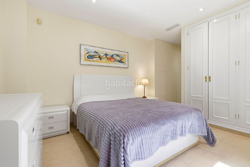 Foto f2f7608d-26b7-4f95-85e8-6231cbf2a5c2. Pis a Centro Estepona