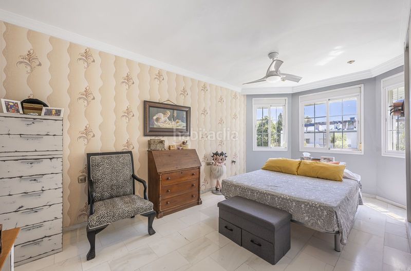 Foto a37e3903-60bf-44c3-8978-64f11ca54ca8. Casa adossada amb aparcament a Las Brisas Marbella