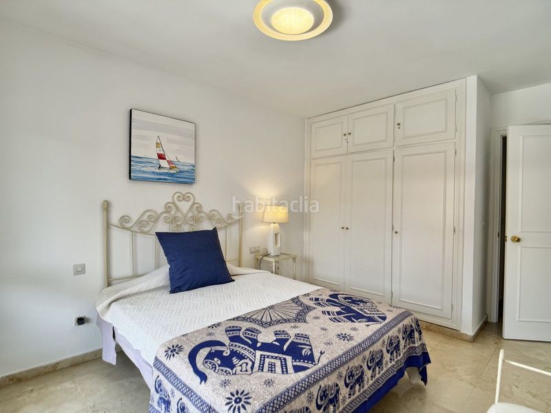Foto b295d3b4-8ba6-4d19-8e2f-46b2586401e2. Pis a Las Brisas Marbella