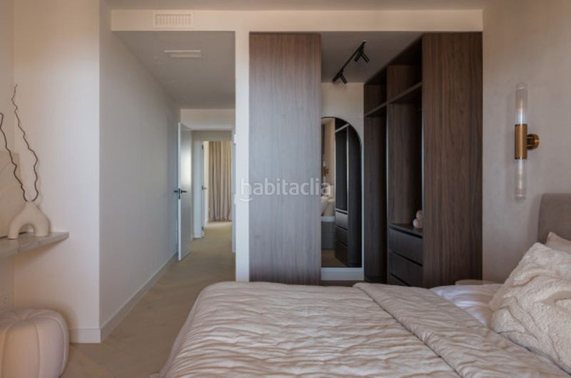 Foto b40749cb-7340-4444-87fb-333fc768b754. Pis amb aparcament a Las Brisas Marbella