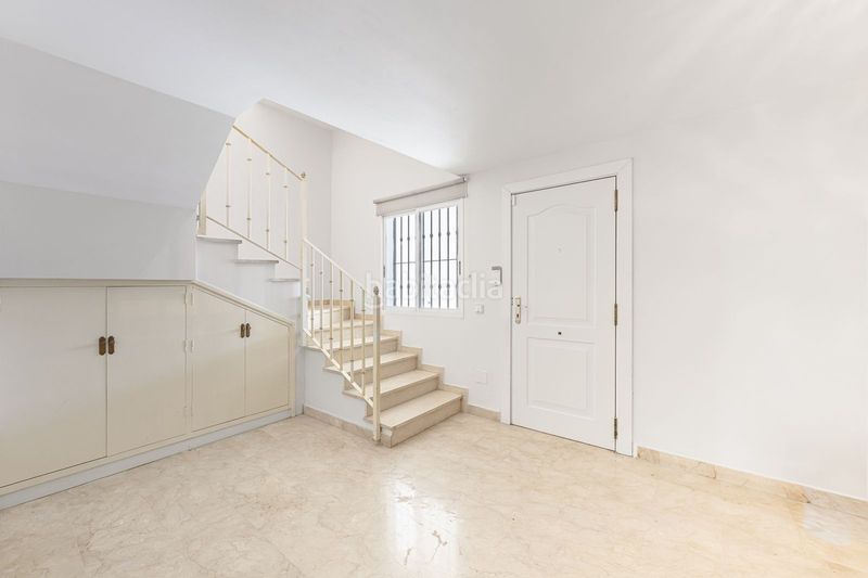 Foto e328c615-e08c-4f87-9321-77f9612749a2. Casa adossada amb aparcament a Las Brisas Marbella