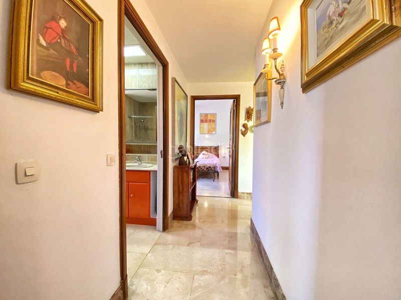 Foto 1196c6e0-1859-4fa9-aafe-7d4d00eb4d48. Casa adossada a Casco Antiguo Marbella