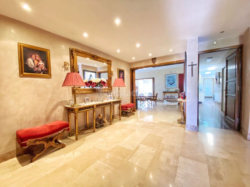Foto d82a348b-b346-4d25-83c8-aaa2520760a9. Casa adossada a Casco Antiguo Marbella