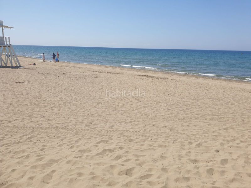 Foto 32183539-3a66-4ee4-8dee-c215906802bf. Pis amb aparcament a bahía de Marbella Marbella