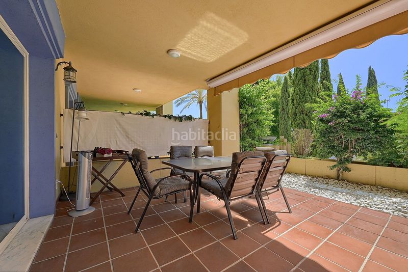 Foto d5ba5f79-be52-4796-b9d2-c37063bb9aee. Pis amb aparcament a bahía de Marbella Marbella
