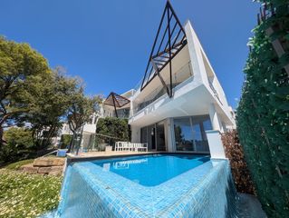 Casa adossada a Sierra Blanca