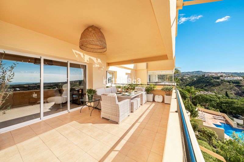 Foto 870c330e-ccc1-4d1e-8bd9-5c4825b59eb7. Pis a Elviria Marbella