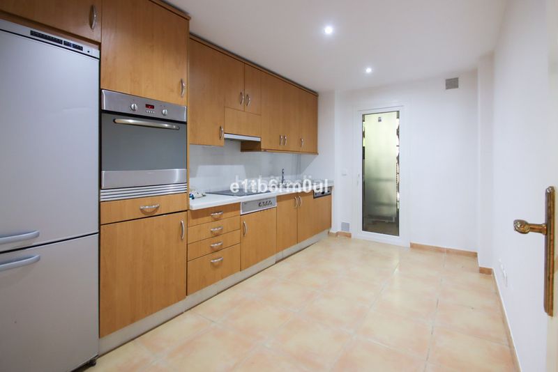 Foto 5efff1c6-5d9a-484b-81d5-d388c31e83a6. Pis a Las Brisas Marbella