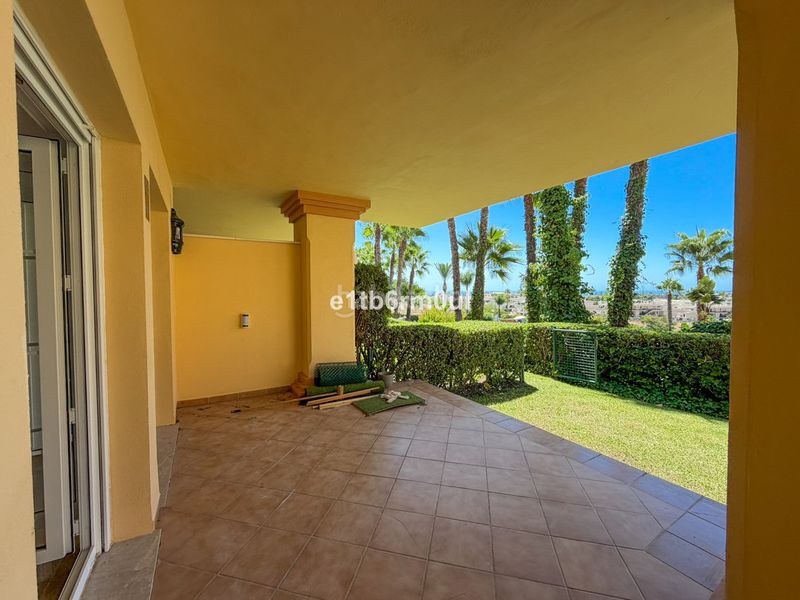 Foto 93d0a081-ff09-4da9-8278-a18897640fe6. Pis a Las Brisas Marbella