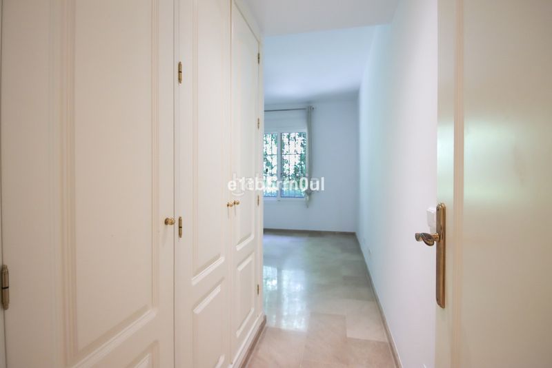 Foto f1a7d746-5821-458f-a77e-c33f9a9d0bf0. Pis a Las Brisas Marbella