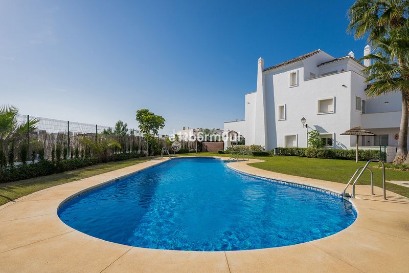 Foto cdeb2c77-ef67-4e34-b599-52c607ee0f50. Pis a Las Brisas Marbella