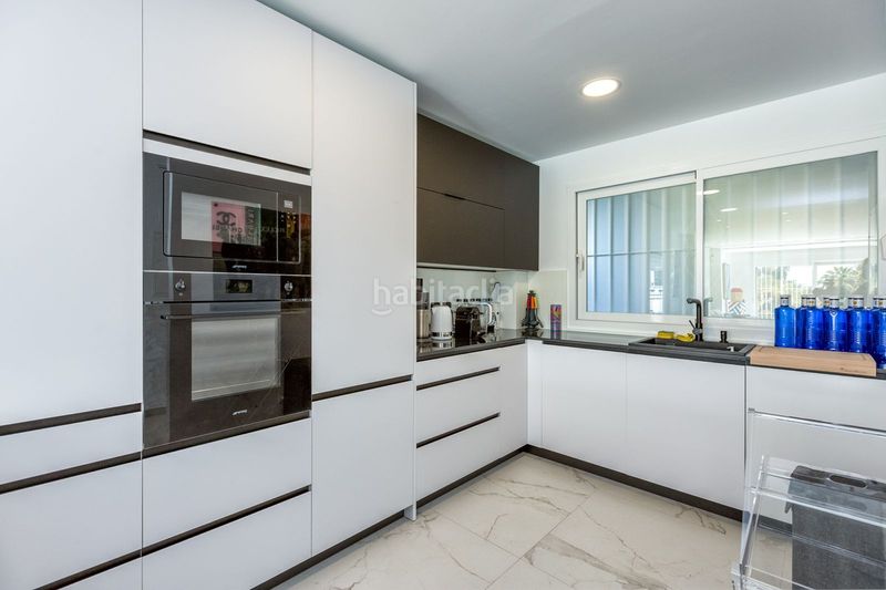 Foto 5aad4813-02aa-4962-bbdc-c3ba607d8973. Piso en Las Brisas Marbella
