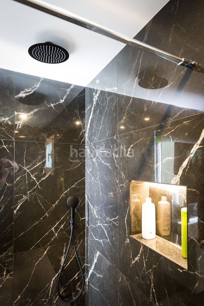 Foto faccc256-008a-4217-97e9-8504181c4919. Piso en Las Brisas Marbella