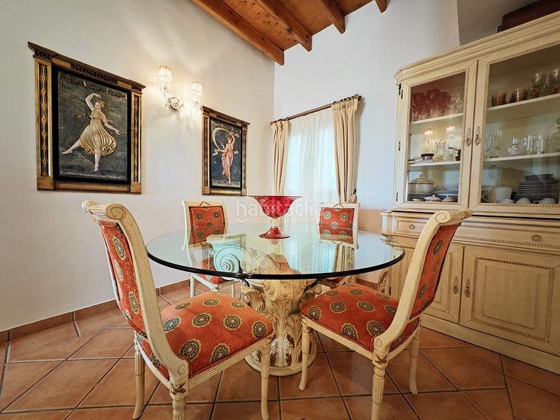 Foto 136995eb-acf2-4858-94fc-299cecd110ac. Casa adosada en Marbesa Marbella