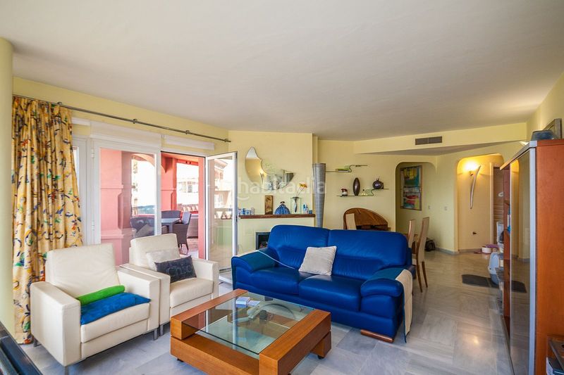 Foto 4adda052-3ff8-4b41-9b6b-947845759fbd. Pis a Elviria Marbella