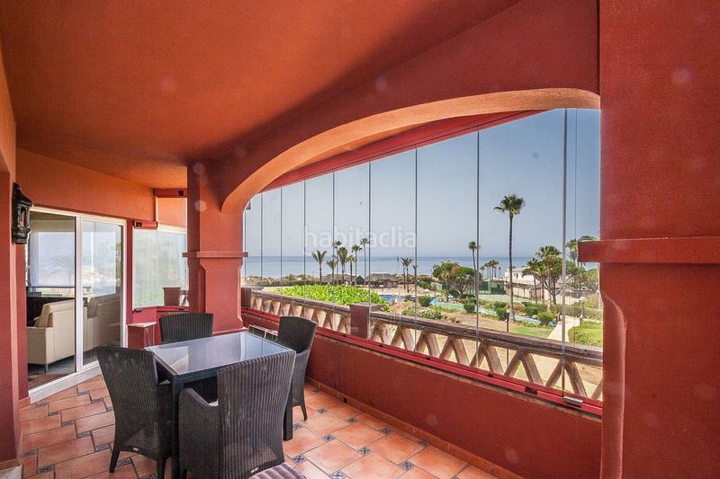 Foto 80ca0d94-bf7b-443e-a8da-db8b1f7f3f08. Pis a Elviria Marbella