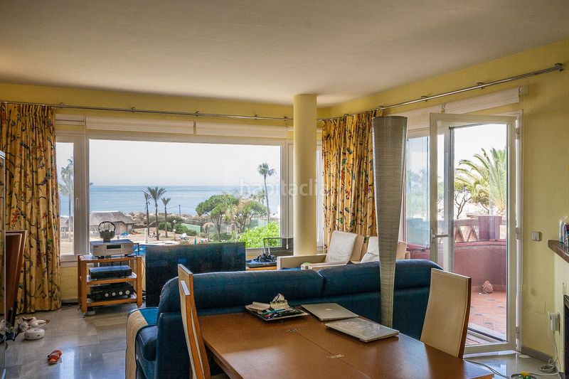 Foto c45c407c-f23c-4b04-adca-0ef7ee45ed12. Pis a Elviria Marbella