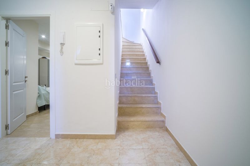 Foto bc8aaaee-e0df-4482-a3ba-5562b076314a. Casa adossada a Cabopino - Artola Marbella