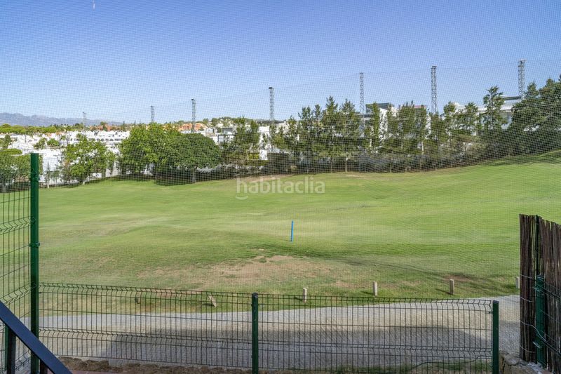 Foto bd5e40ab-c9b3-467b-ad26-206ac958b3b0. Casa adossada a Cabopino - Artola Marbella