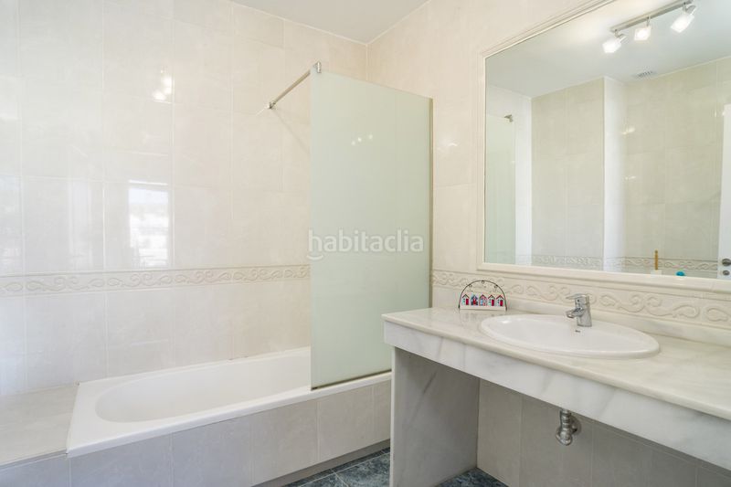 Foto dea4e015-11b6-466a-a99b-3de9b214b965. Casa adossada a Cabopino - Artola Marbella