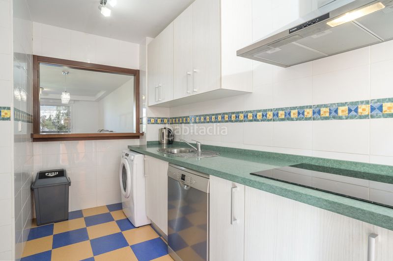 Foto f7976815-c131-4cb9-b602-f1309123ea83. Casa adossada a Cabopino - Artola Marbella